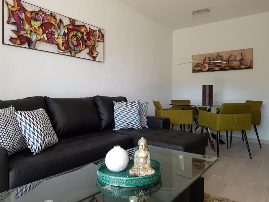 Beautiful Apartment In La Carihuela, Торемолинос Екстериор снимка
